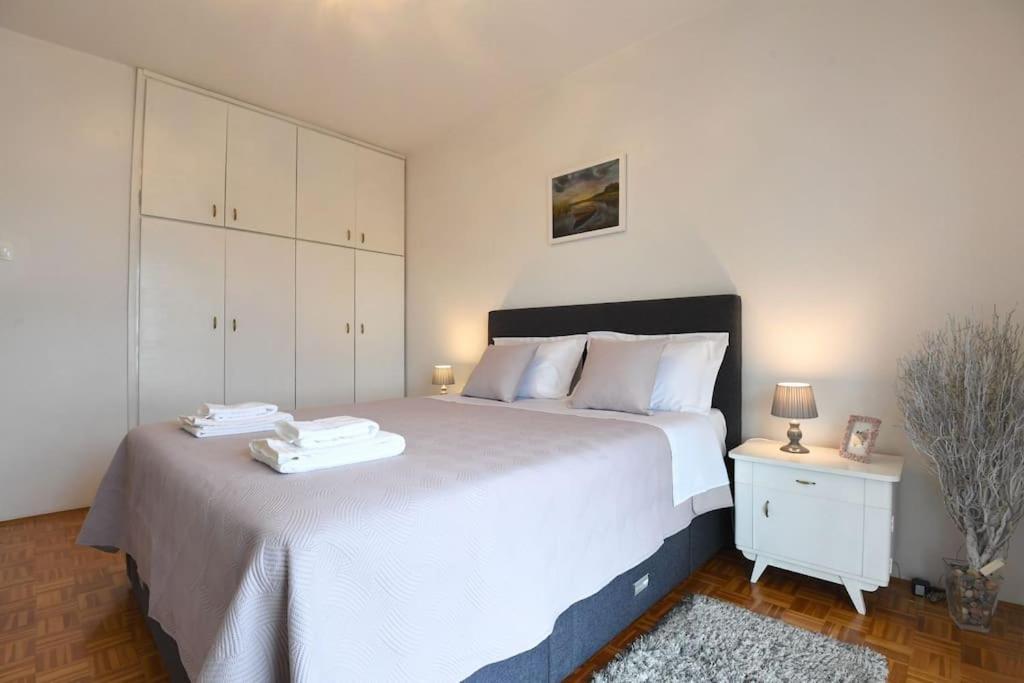 Apartman Ilijana Задар Экстерьер фото